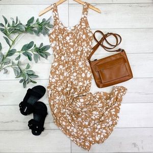 NWT Floral Tiered Midi Dress